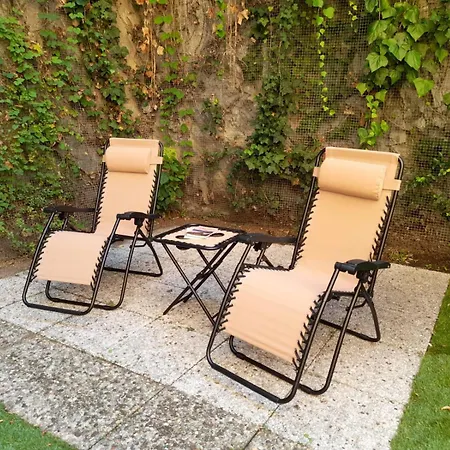 Private Garden & Garage - Self Check-in & Remote Access Apartment Como