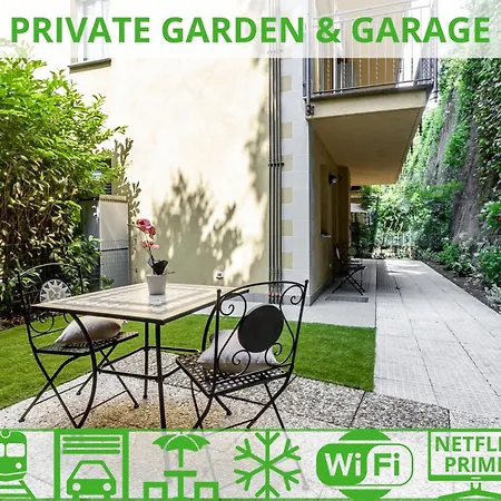 Apartment Private Garden & Garage - Self Check-in & Remote Access