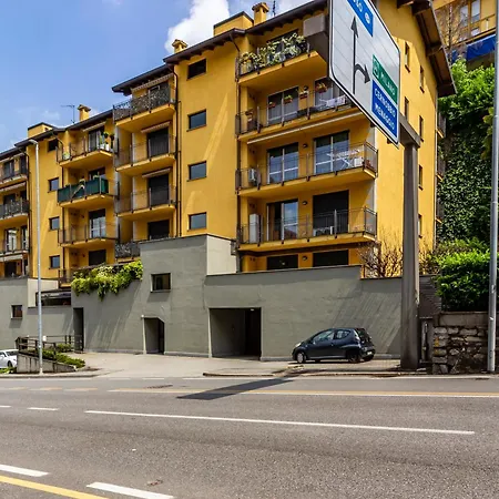 Apartamento Private Garden & Garage - Self Check-in & Remote Access *